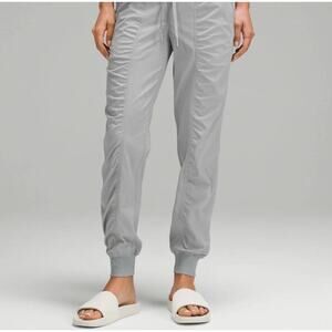 Lululemon Dance Studio Gray Mid Rise Athletic Womens Joggers Size 4